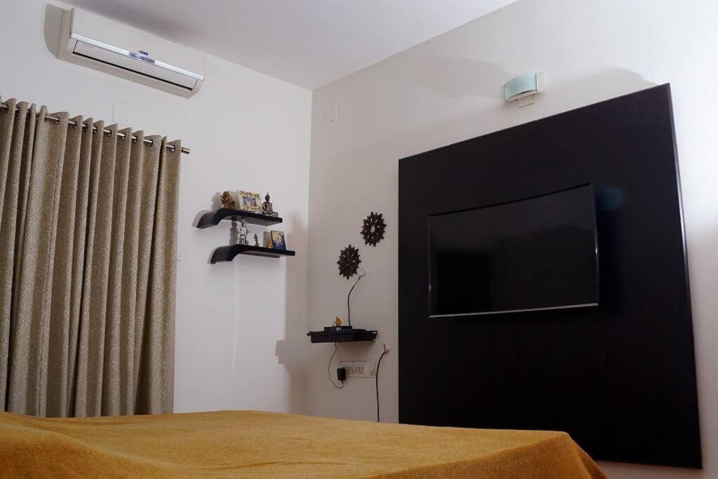 Sowparnika - A Family Home Experience Kochi Екстериор снимка